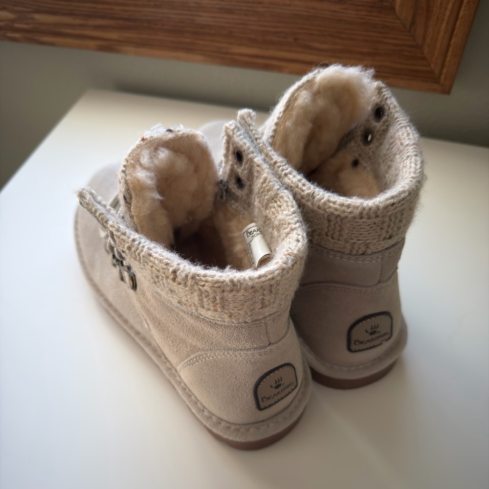 Bearpaw Women’s “Marie” Boots - Picture 3 of 5